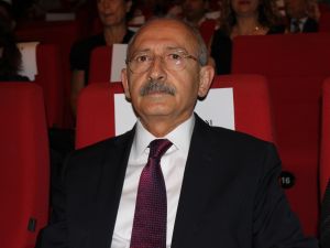 Kılıçdaroğlu Menekşeden Önce Belgeselini İzledi
