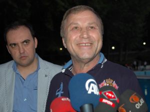 Yazıcı: Bursaspora Faydalı Olacak Oyuncular Alacağız