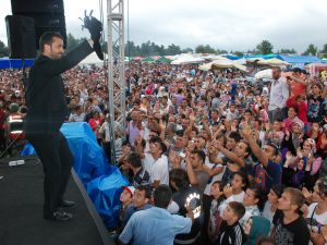 Onur Şan, Erbaa Yaylasında Coşturdu