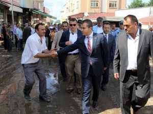 Bakan Kılıç Selde Zarar Gören Salıpazarı Ve Terme İlçelerini Gezdi