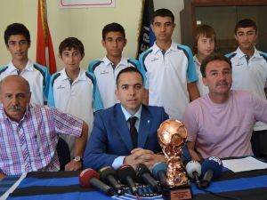 Kayseri Erciyesspor U13 Türkiye Finallerinden 3. Olarak Döndü