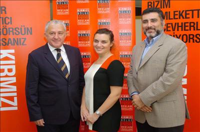 Kırmızı Ödülleri Yayılıyor