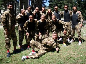 Gençlerbirliğinde Futbolcular Paintball İle Stres Attı Savaşı