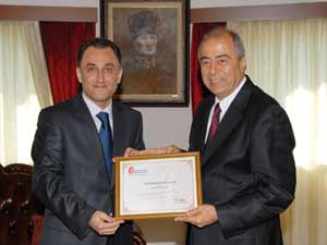 Vergi Dairesi’nden Teşekkür Plaketi