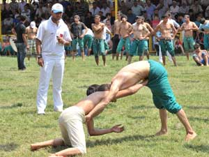 Güreşçilerimiz Amasya’da İkinci Oldu