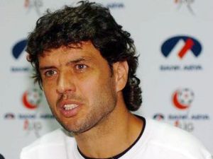 Karşıyaka, Cihat Arslan İle Anlaştı