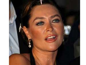 Hülya Yüzsüz Olmak İstemedi