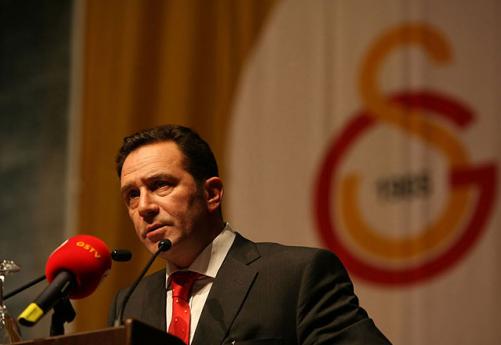 Biz havuzdan çıkar, denize gireriz