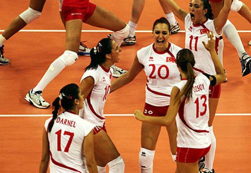 Sultanlardan tarihi galibiyet!