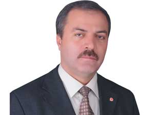 Öner: Elektrik Direği İmar Planına Göre Dikildi