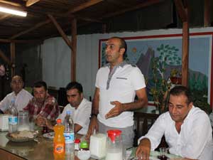 Gazeteciler İlçe Protokolüne İftar Verdi