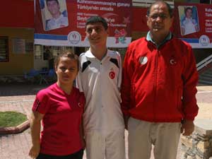 Şampiyon Yüzücülerimizi Uğurluyoruz!