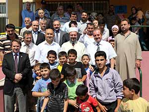 Diyanet İşleri Bşk.Görmez Suriyelileri Ziyaret Etti