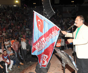 Trabzonda Fatih Kısaparmak Konseri 