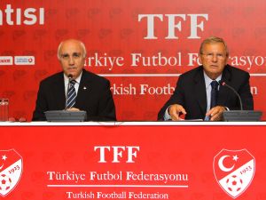 Mhk Başkanı Alp: Hakemler Olmadan Futbol Olmaz