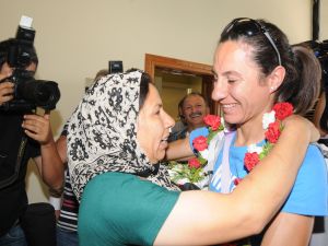 Olimpiyat Şampiyonuna Coşkulu Karşılama