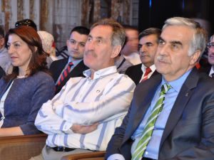 Ak Parti’de Erken Bayramlaşma