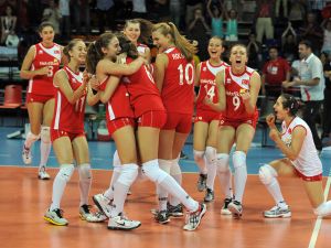 Genç Kızlar Voleybol Milli Takımı Slovenya’yı 3-2 Mağlup Etti