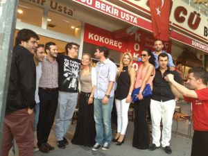 Bkm Mutfağın Bursalı Ünlüleri Bayramda Memleket Hasreti Giderdi