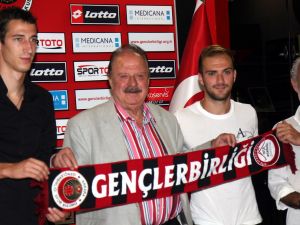 Gençlerbirliğinde İki İmza