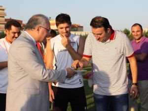Vali Daşözden Manisaspora Baklava Dopingi