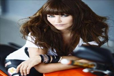 Ayrılık Hülyaya Yaramış