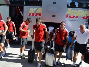 Kayserispor, Antalyaspor Maçı İçin Antalyaya Hareket Etti