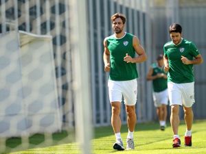 Bursaspor Twente Mesaisine Başladı