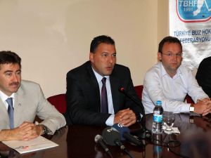 Balkan Buz Hokeyi Festivali Kocaelide Yapılacak