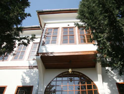 Tarih Yeniden Canlanıyor