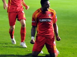 Makakula Karşıyaka’da