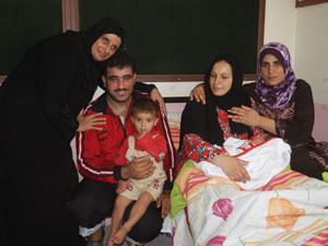 Annelik Sevincini Buruk Yaşadılar