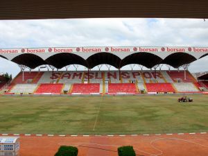 Samsun 19 Mayıs Stadı Çimleniyor