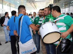 Bursaspor’a Hollandada Coşkulu Karşılama
