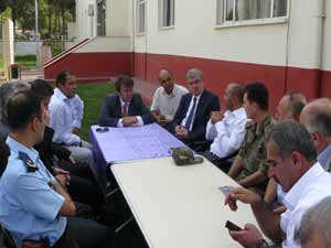 Milletvekili Güvençten askerlere ziyaret