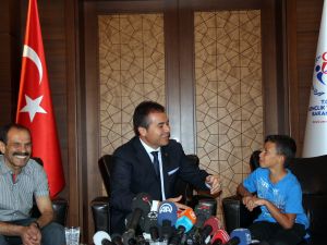 Bakan Suat Kılıça Kral Ziyaret