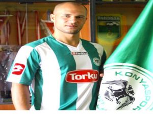 Torku Konyaspor Eski Futbolcusuyla Anlaştı