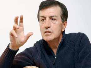 Pamukoğlu:  Askerlikle Uğraşarak Tehlikeli Bir İşin İçine Giriliyor  