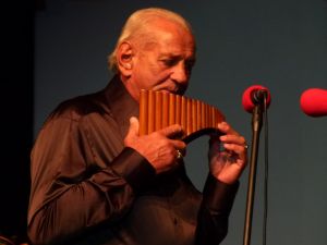 Zamfir Bodrum Kalesinde Konser Verdi