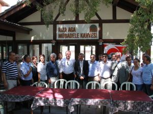 İnce: Milletvekillerin Dokunulmazlıklarının Kaldırılmasından Yanayız