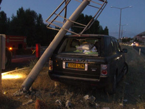 Trafik Kazası: 3 Yaralı