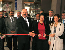 Öğretmenler Resim Sergisi Açıldı