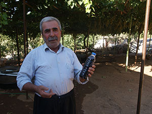 İçme Suyu SİYAH Aktı, Halk Tedirgin Oldu