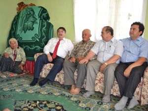 Hüseyin Tanrıverdiden Taziye Ziyareti