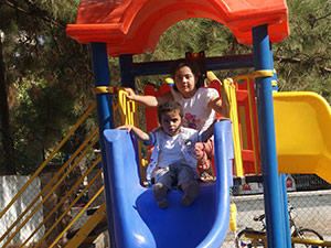 Okullara Yeni Oyun Parkları Yapıldı