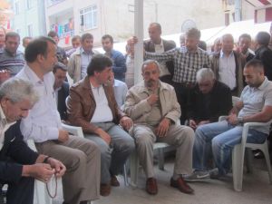 Ak Partili Hamarat’tan Şehit Ailesine Taziye Ziyareti