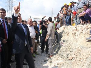 Akdeniz Oyunları İnşaatındaki İşçi Krizini Bakan Kılıç Çözdü