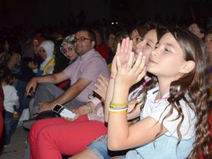 Fettah Can Bursada Hayranlarıyla Buluştu