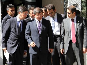 Dışişleri Bakanı Davutoğlu, Celili İle Görüştü
