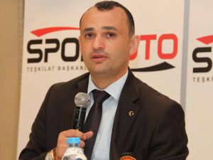 Esat Delihasan Yeniden Aday